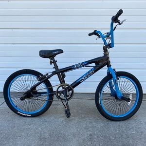 Mongoose Crush BMX Bike